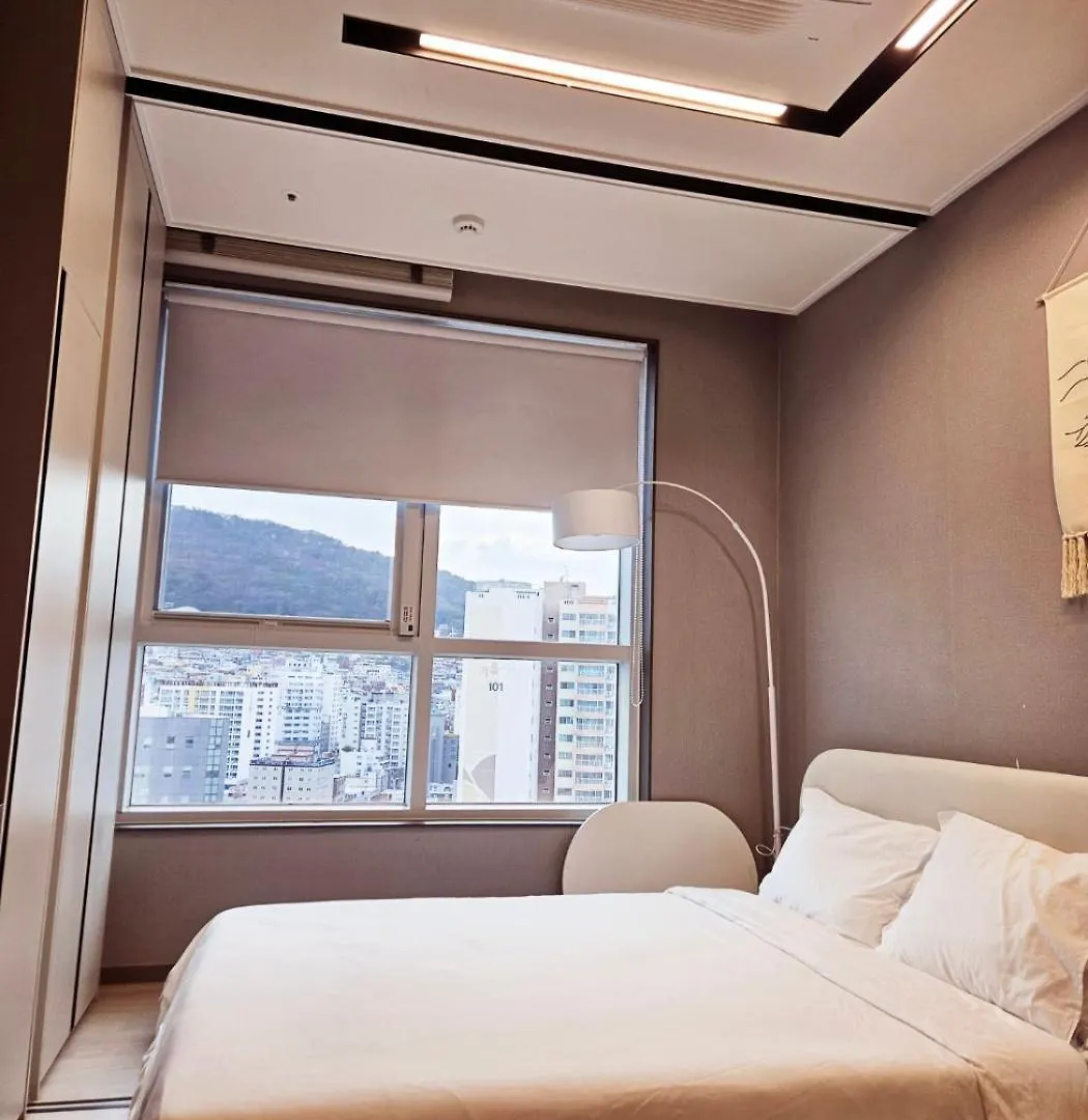 Brand New Residence With Family Busan
