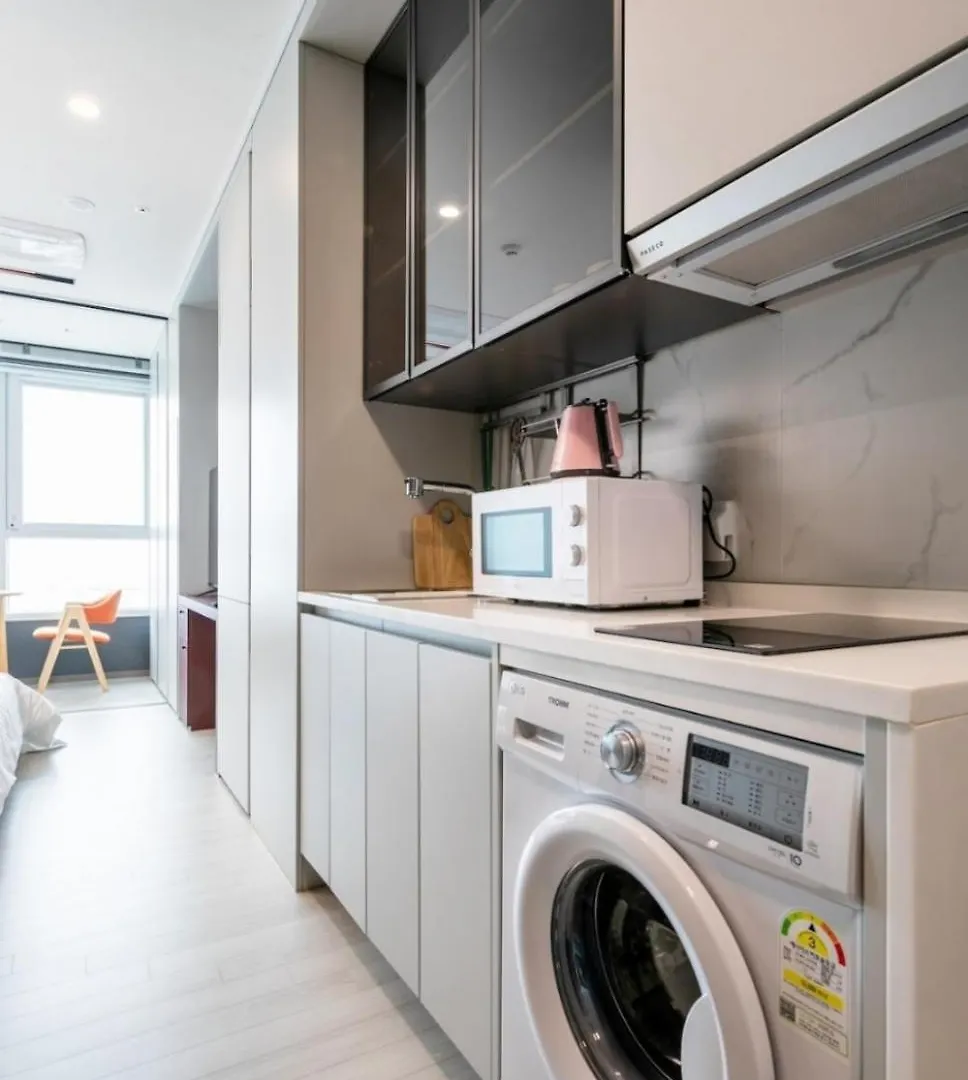 Brand New Residence With Family Busan Apartment