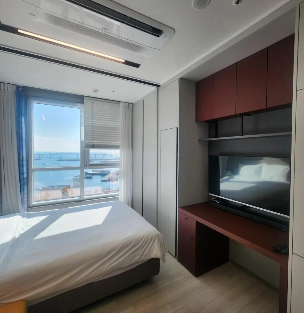 Apartment Brand New Residence With Family Busan