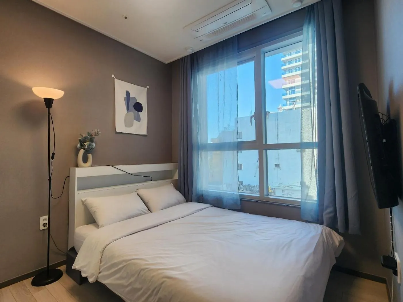 Apartment Brand New Residence With Family Busan South Korea